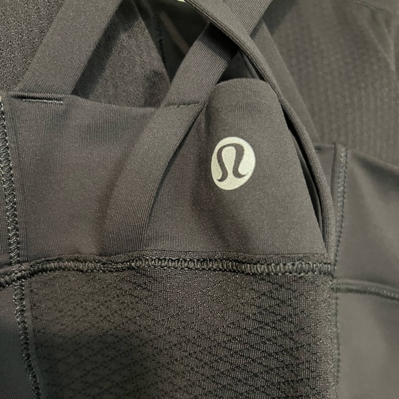 Lululemon 2 energy tank midnight iris multi black top. - Picture 6 of 6